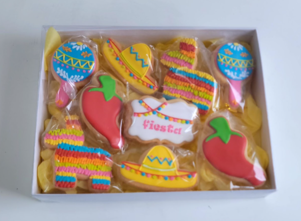 Delicious Impressions: Custom Cookie Gifts for Clients & Teams
